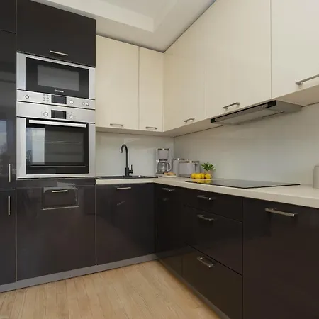 Spacious Family Near The Subway In By Renters Apartamento Varsovia